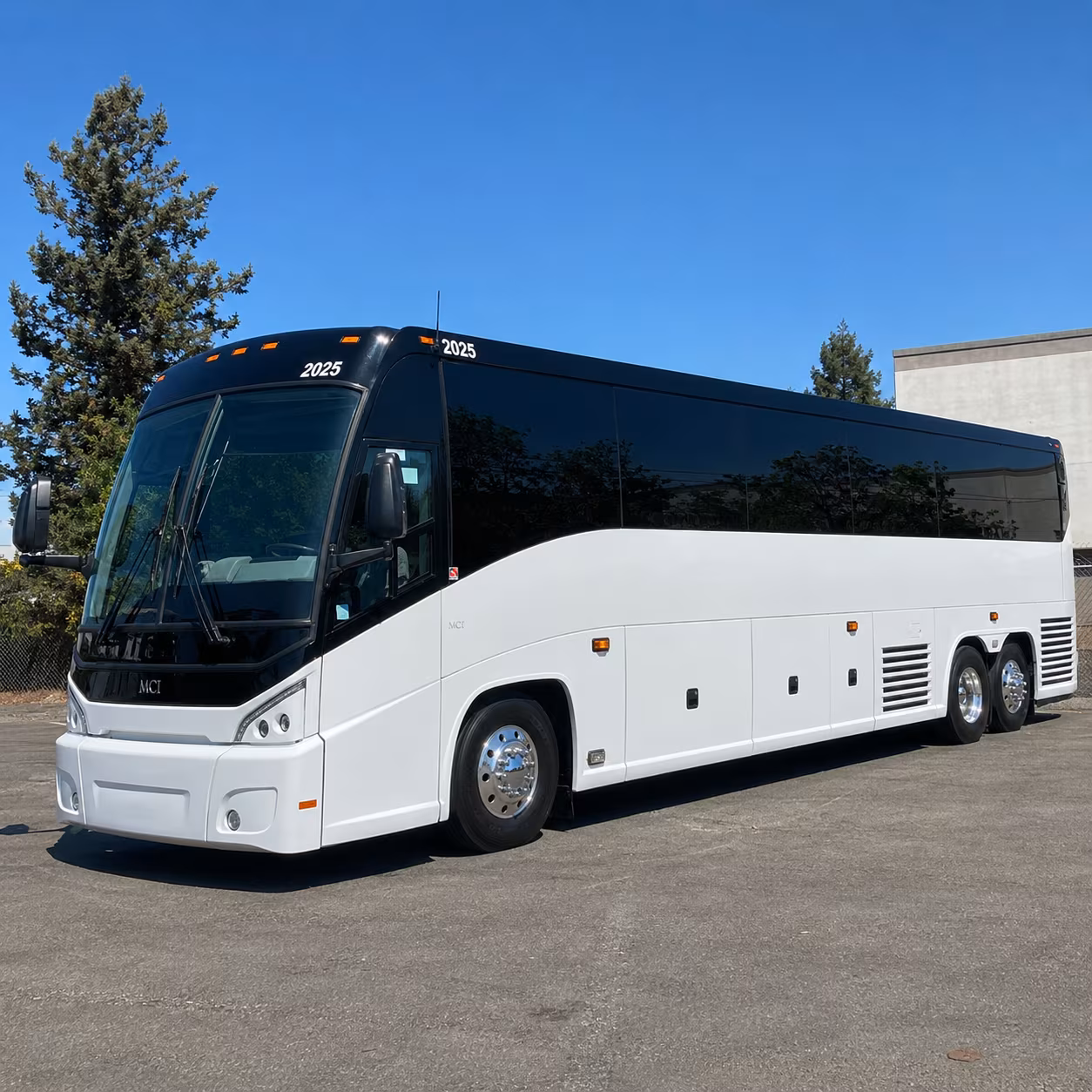 charter buses for world center for birds of prey field trips