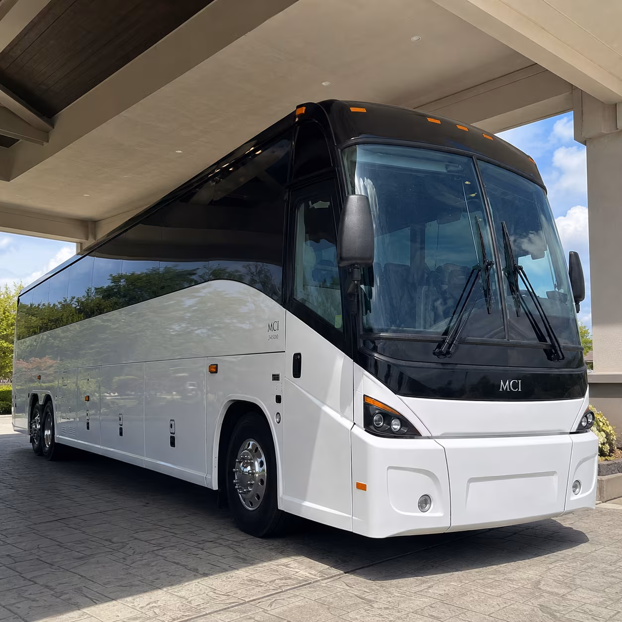 multi stop group shuttles for nampa construction and field teams